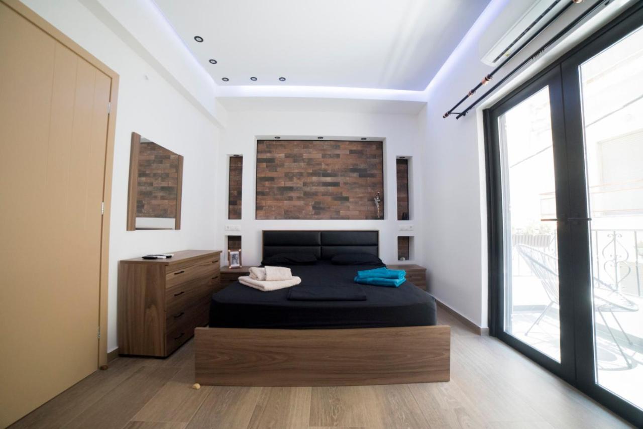 Luxurious Apartment In The Heart Of Town ! Loutráki Exterior foto